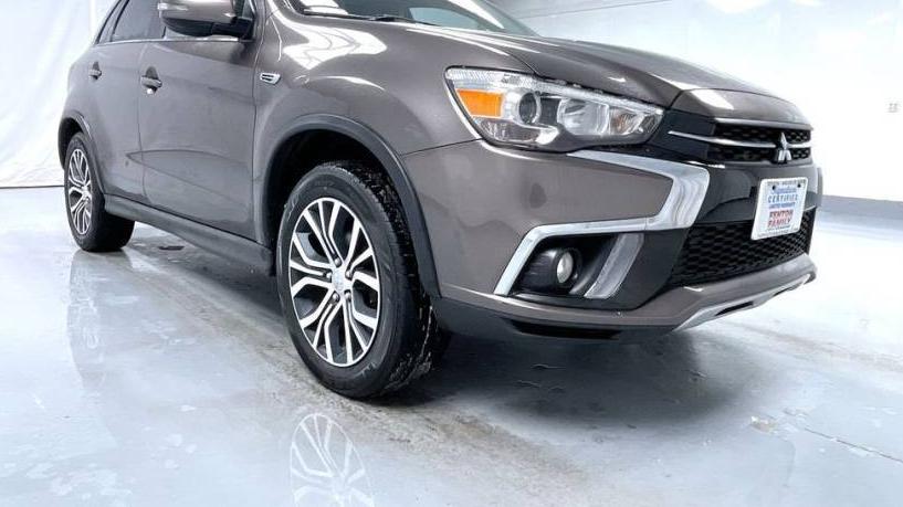 MITSUBISHI OUTLANDER SPORT 2018 JA4AR4AW2JU021845 image